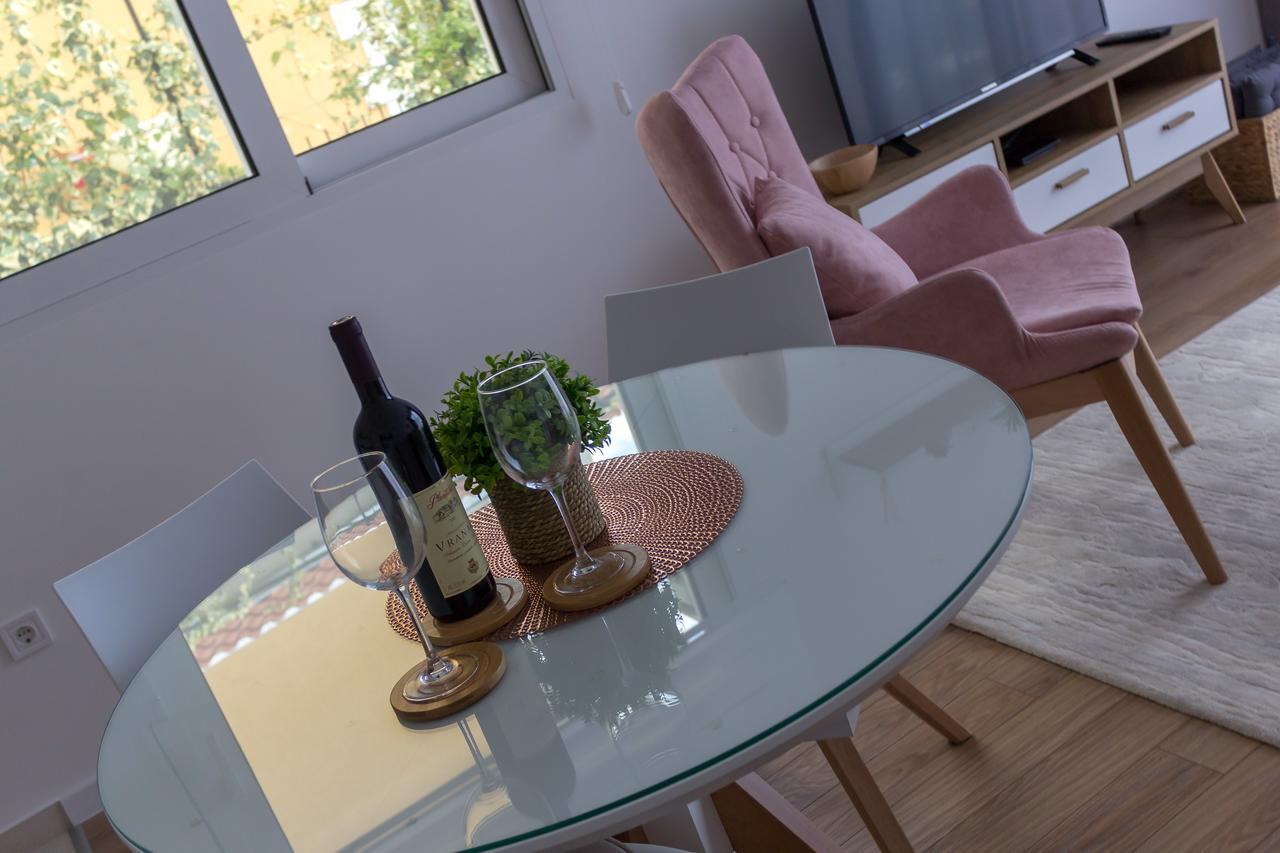 Apartment Soleada Vida ヘルツェグ・ノヴィ エクステリア 写真